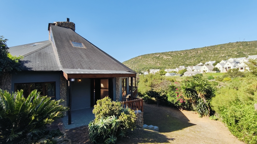 5 Bedroom Property for Sale in Island View Western Cape